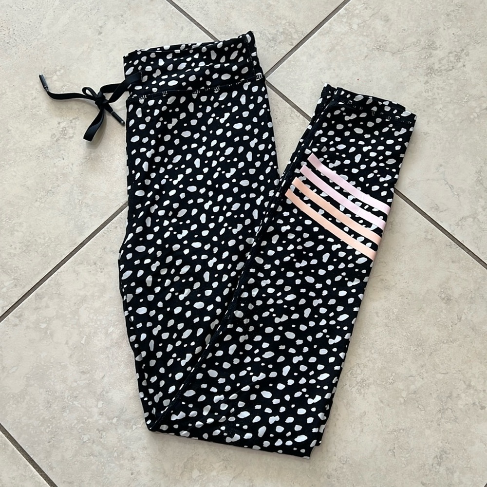 Sarah’s Day x White Fox Boutique polka dot leggings L